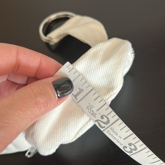 Mini Canvas fannypack Coin belt bag, off white, 45” long, 4.5”x1.5”wallet. New - Picture 9 of 10